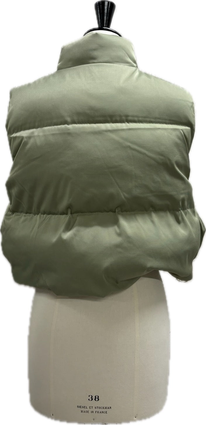 Compact Down vest
