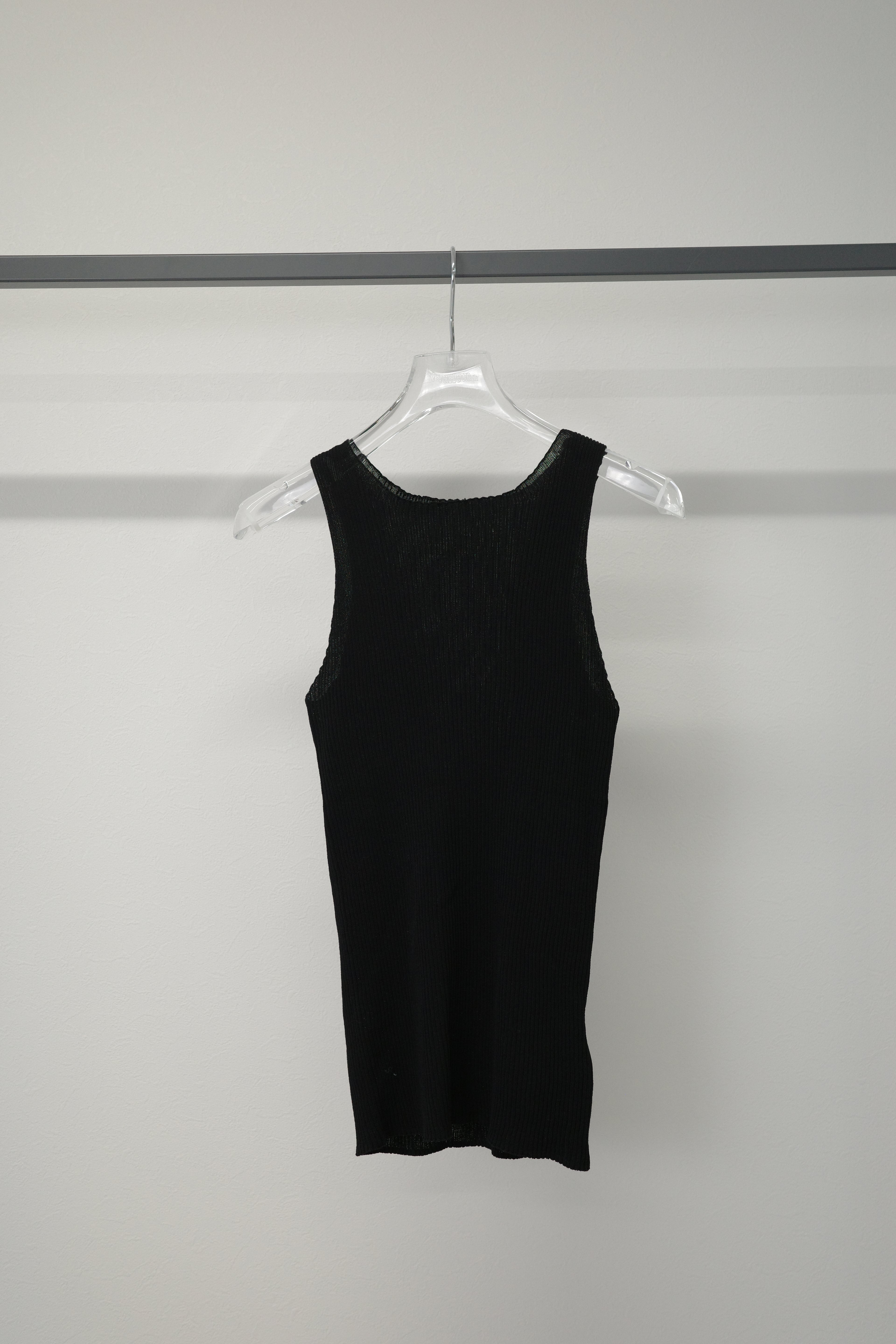 Simple rib tank