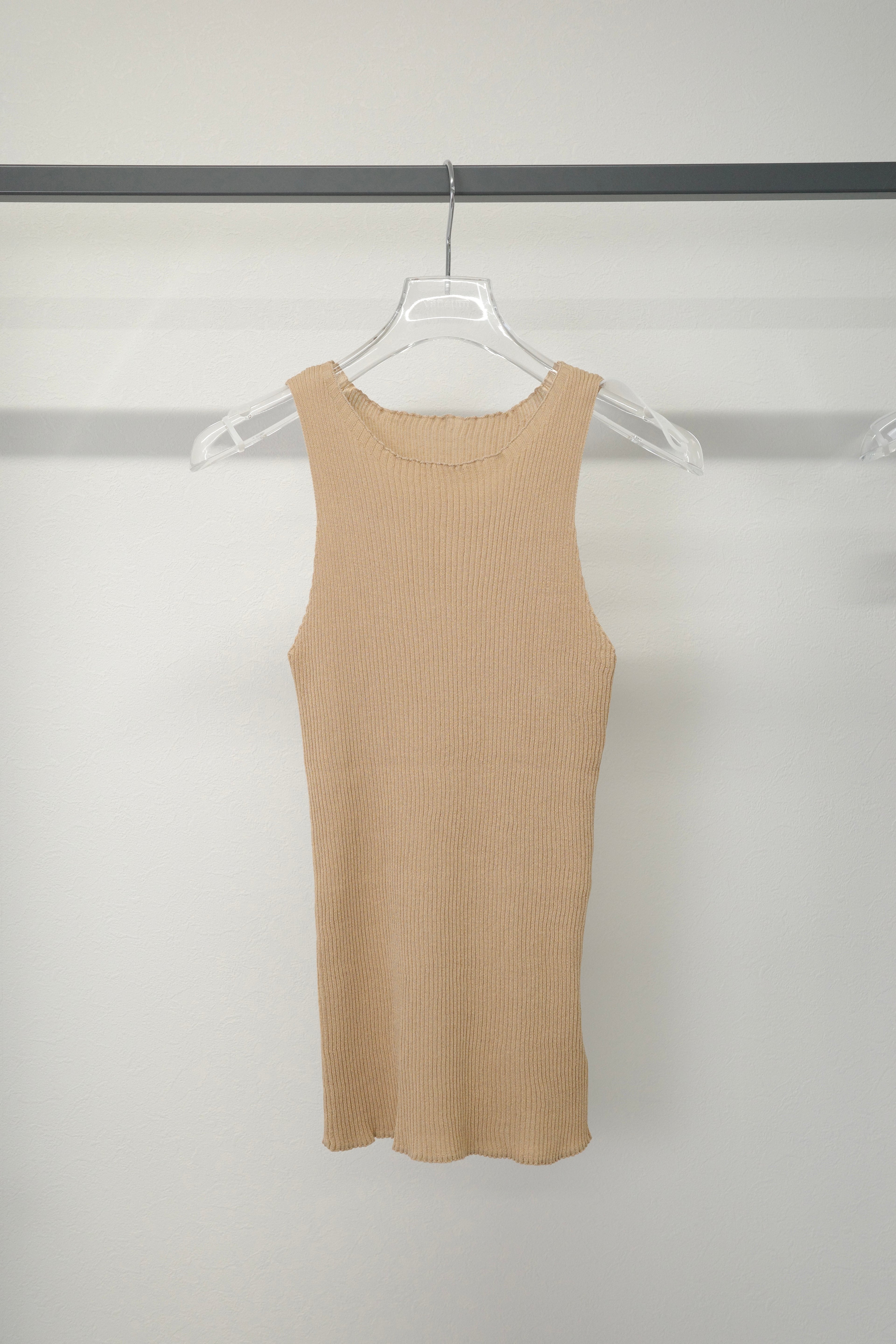 Simple rib tank