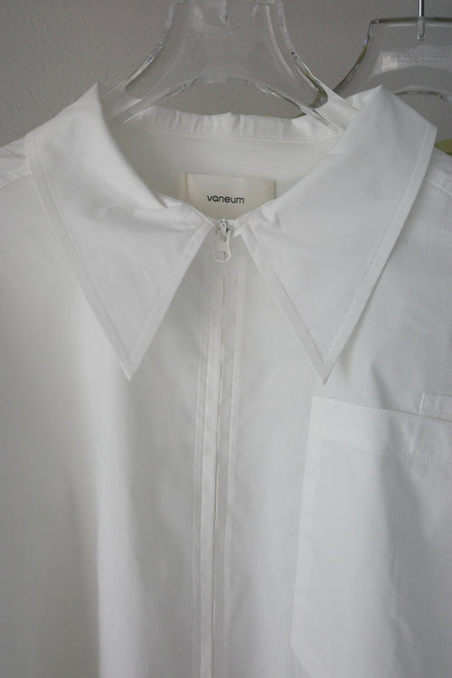 big callar short blouse