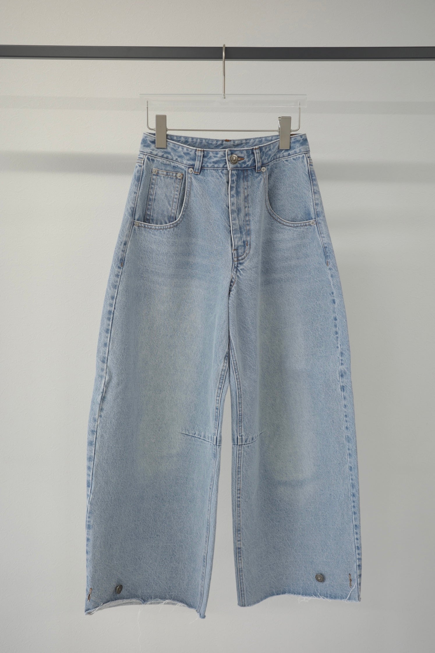 denim curve line