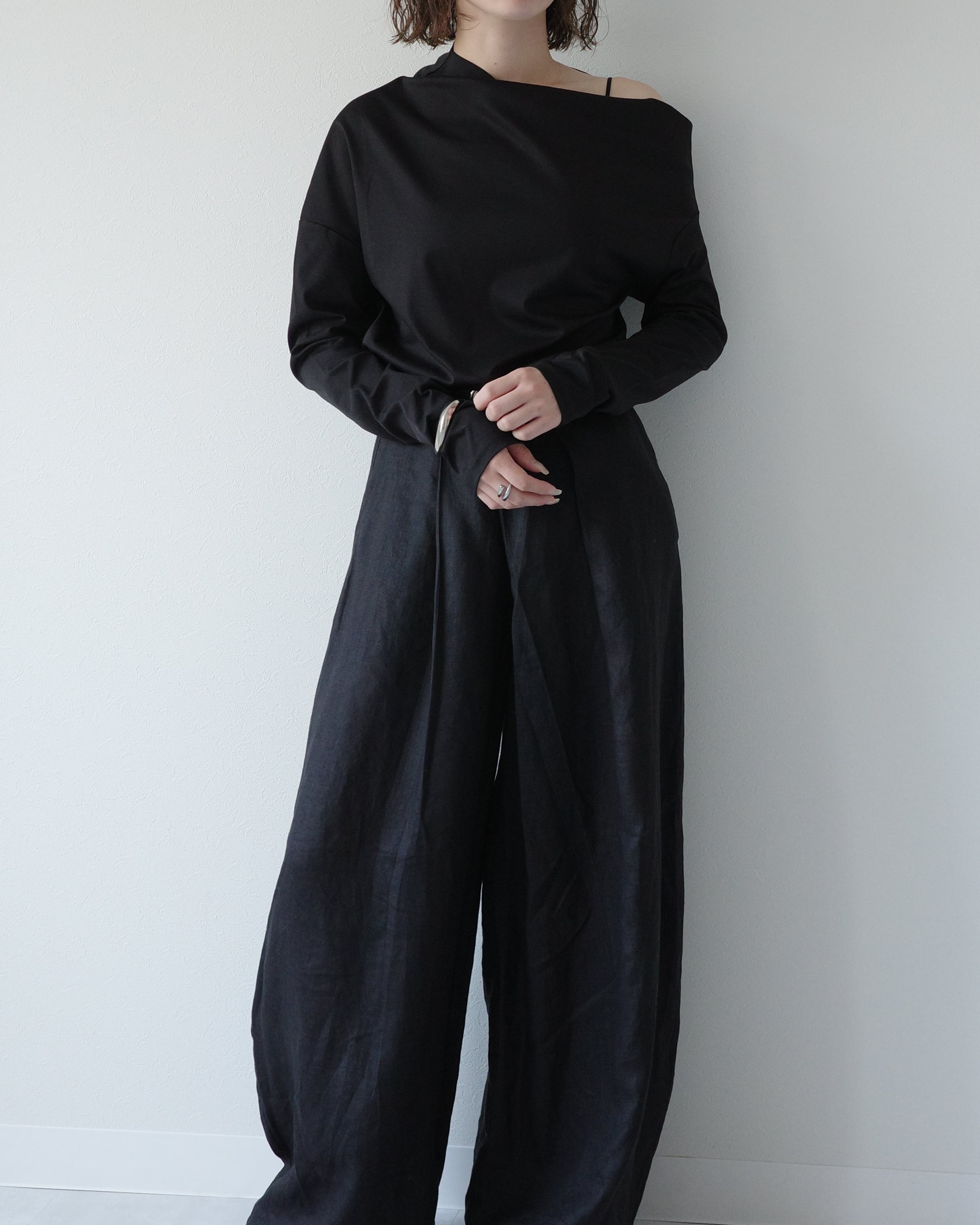sloped shoulder tops