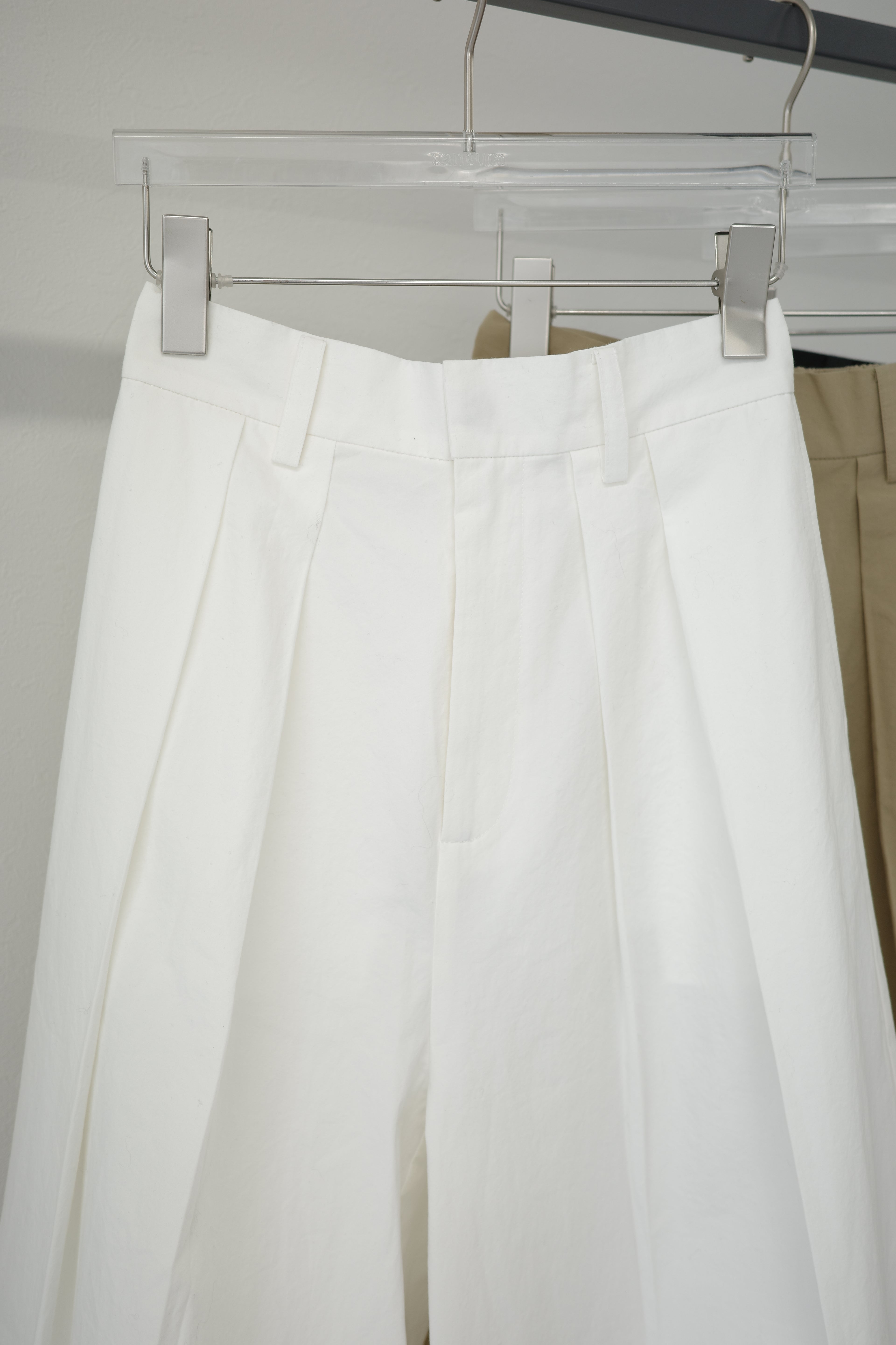 tuck hakama pants