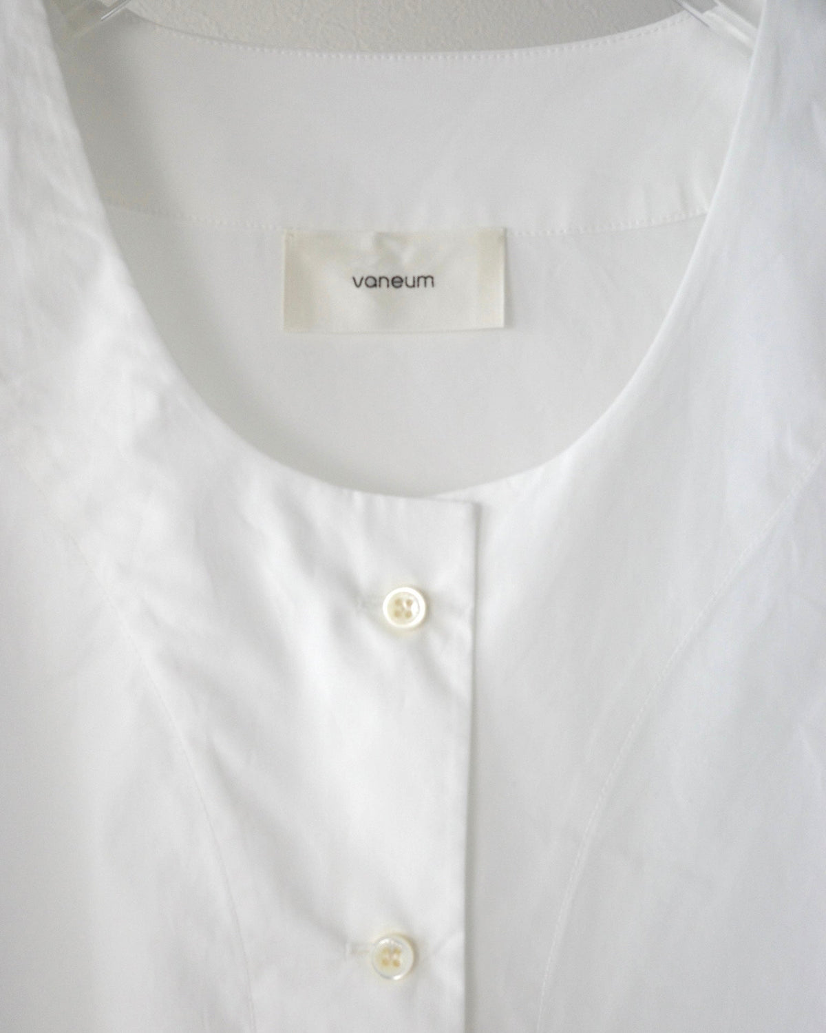 embroidery cotton blouse