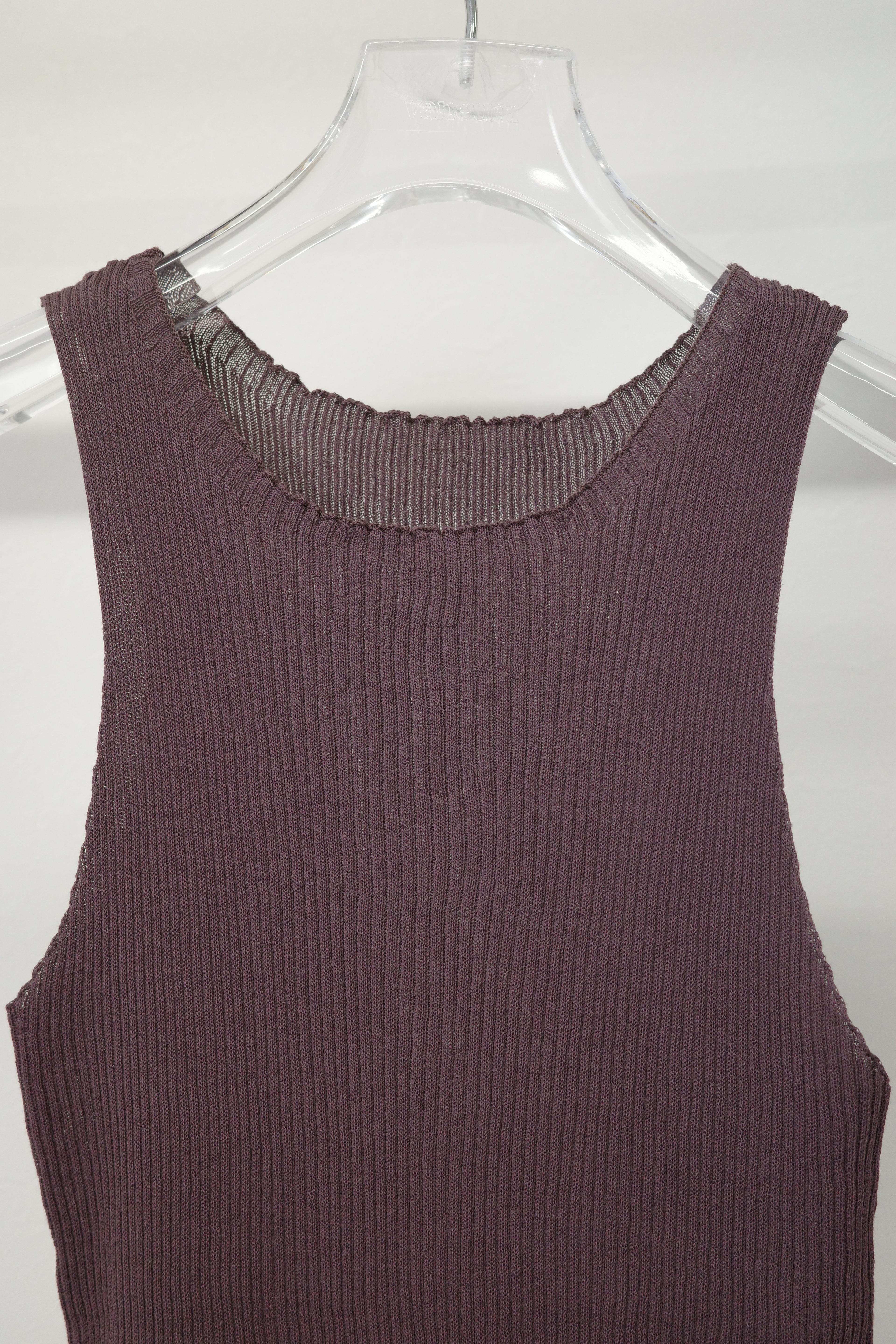 Simple rib tank