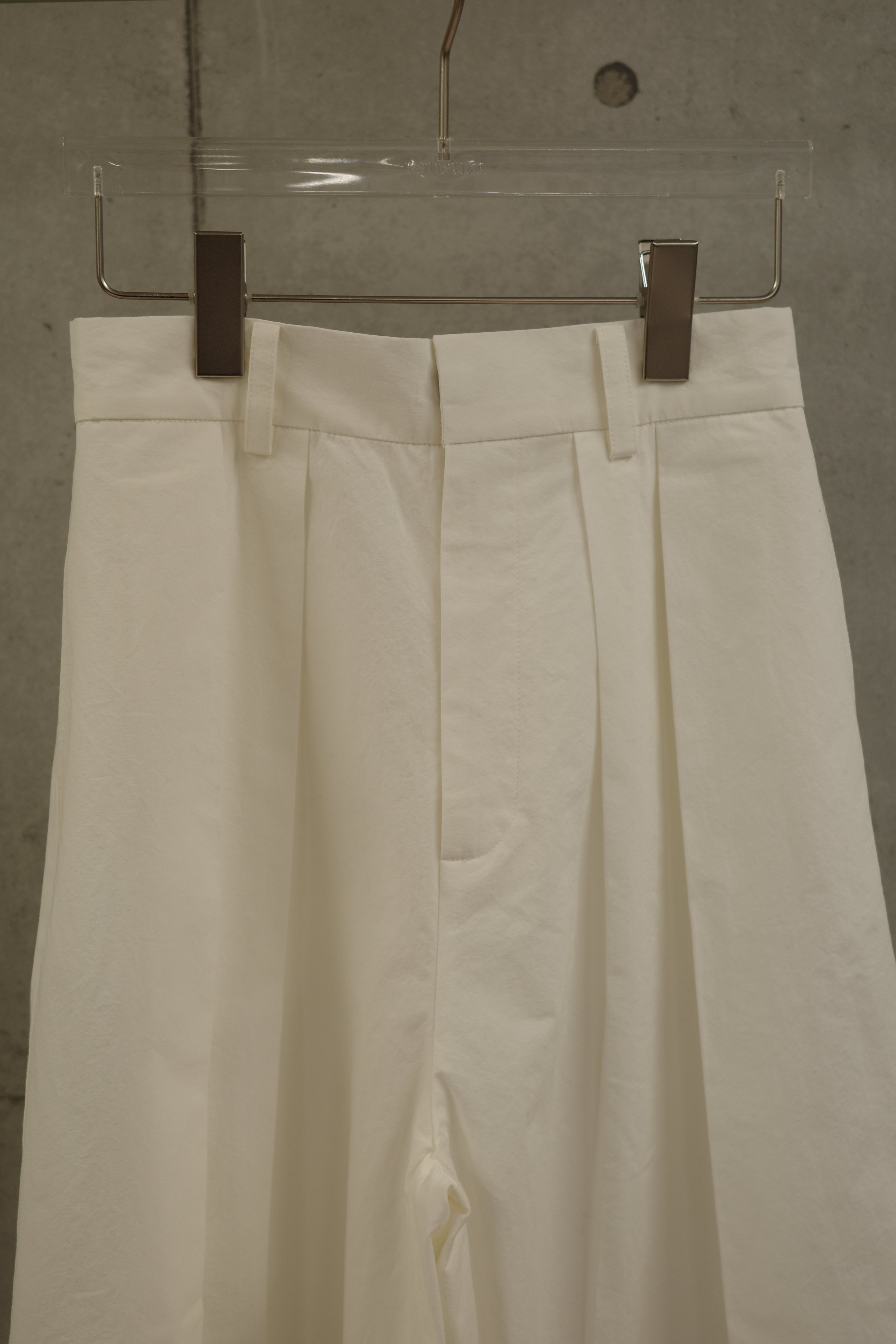 tuck hakama pants