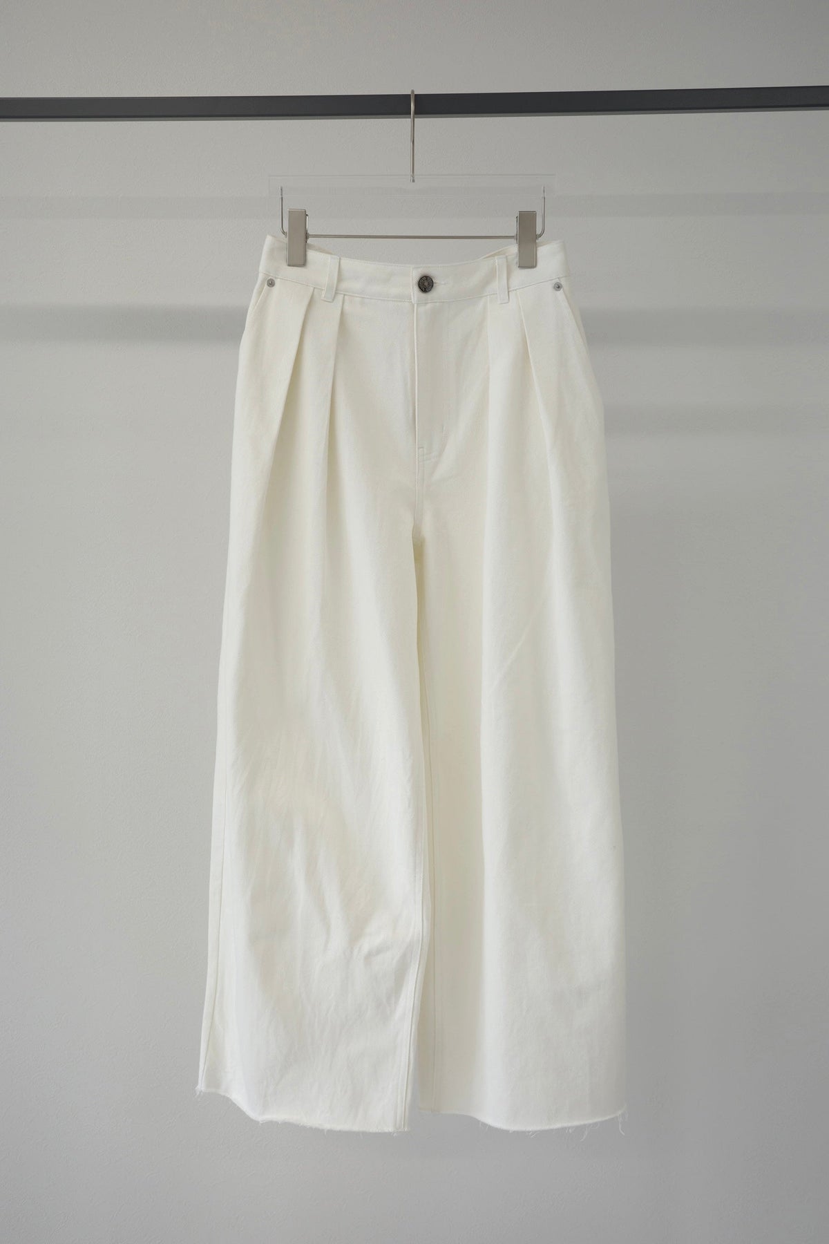 Denim tuck pants
