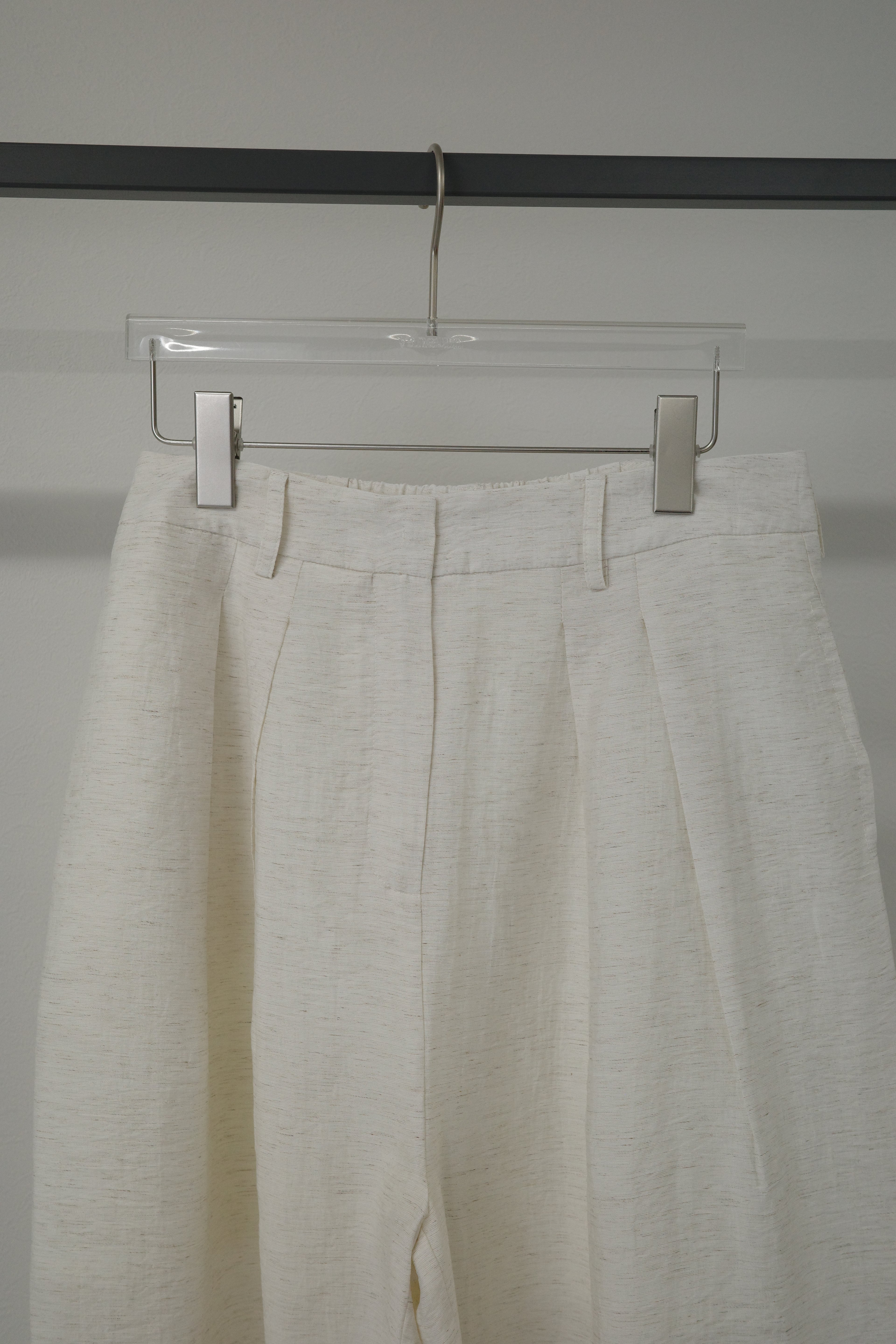 Linen Blend Tuck Wide Pants