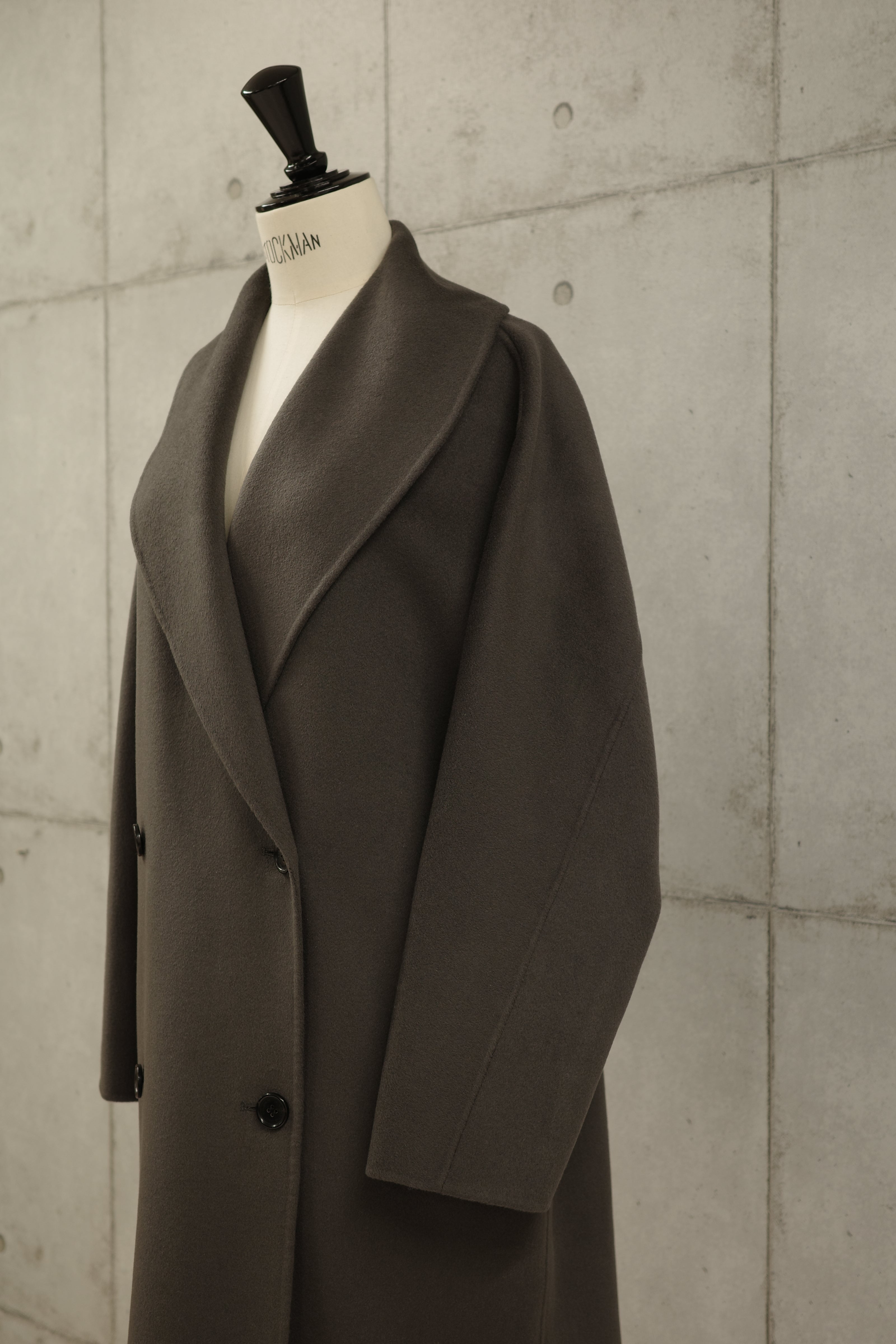 Cashmere brend shawl collar coat