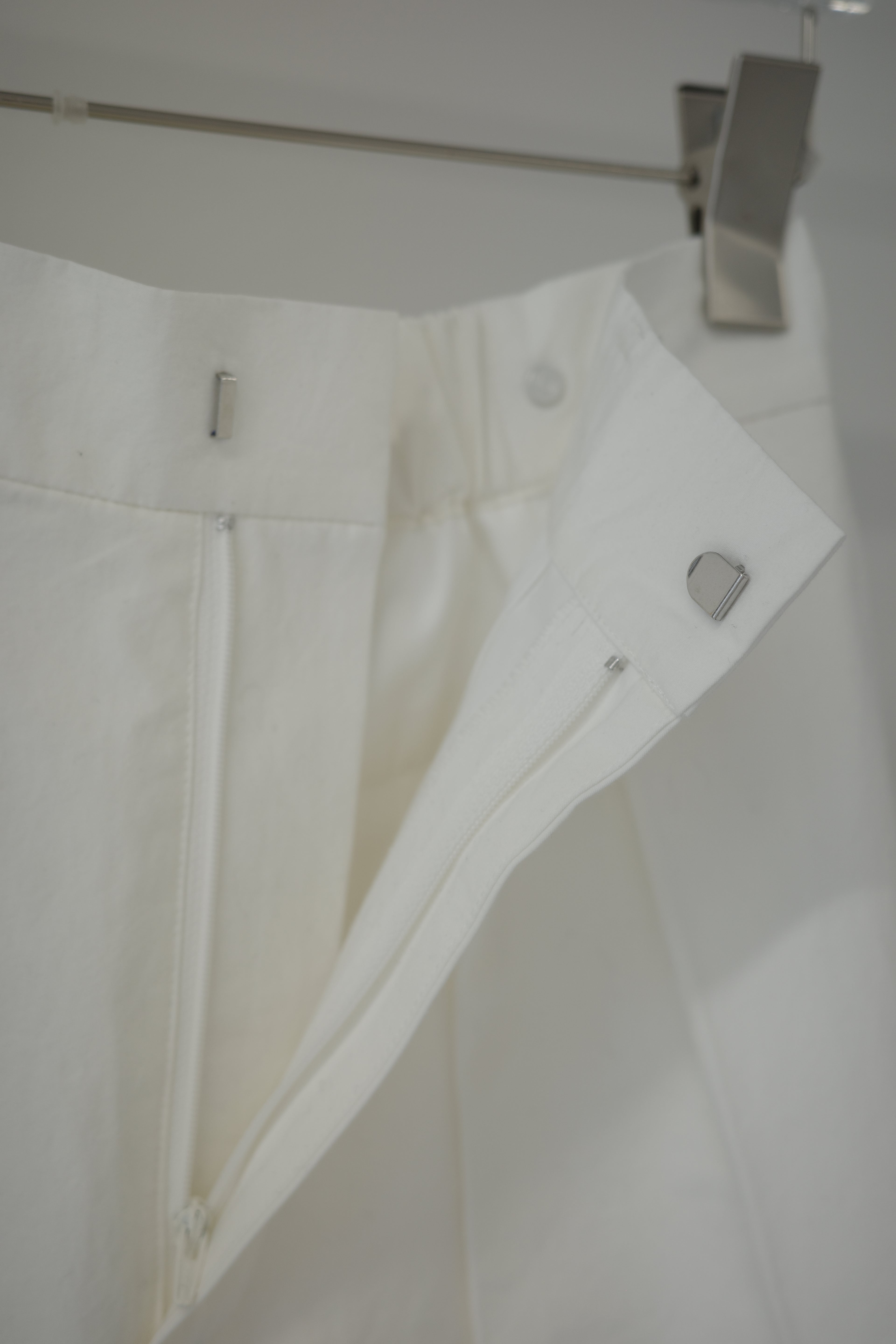 tuck hakama pants