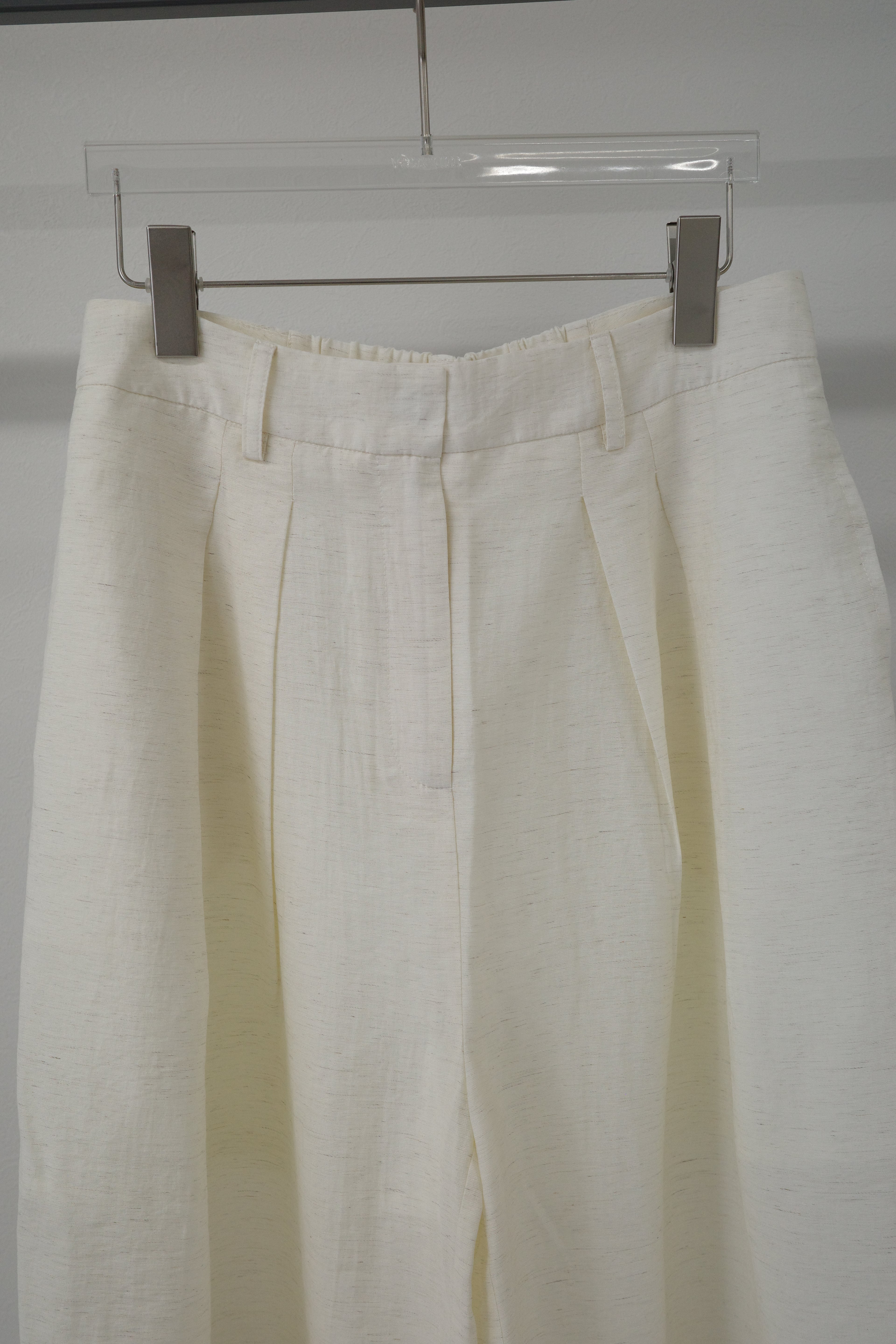 Linen Blend Tuck Wide Pants