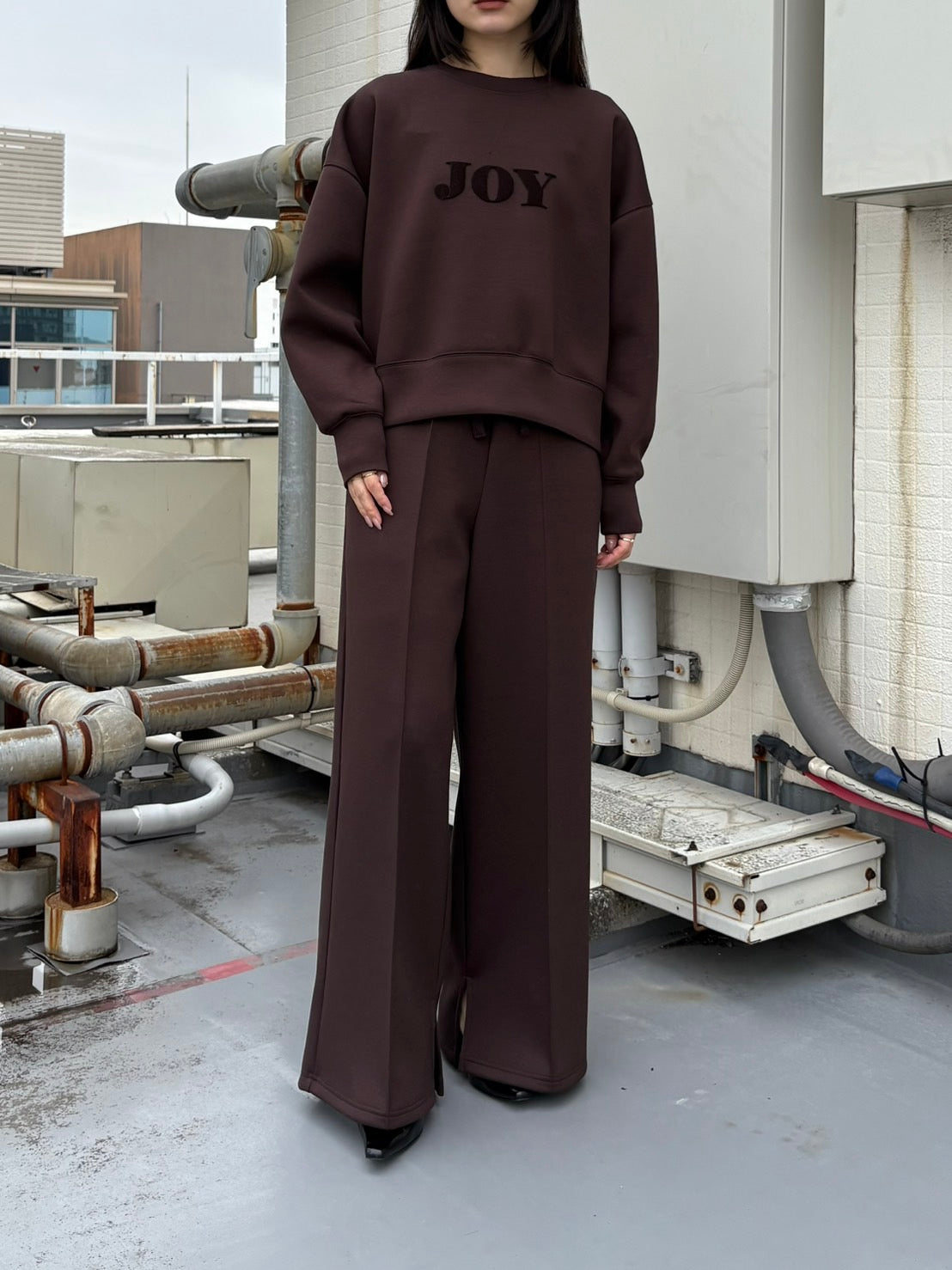 Double knit embro compact tops