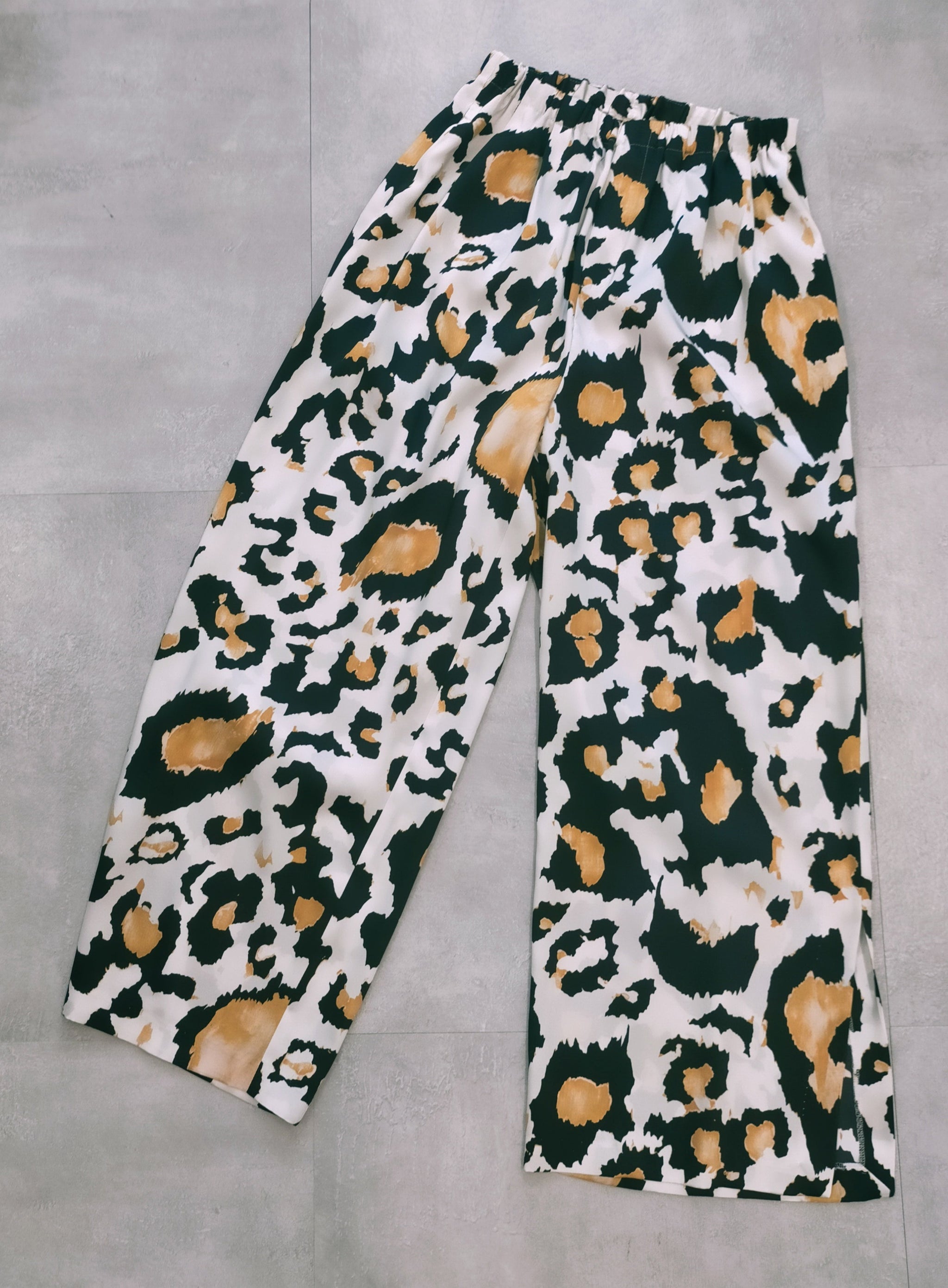 イタリア インポート柄パンツ – vaneum official 